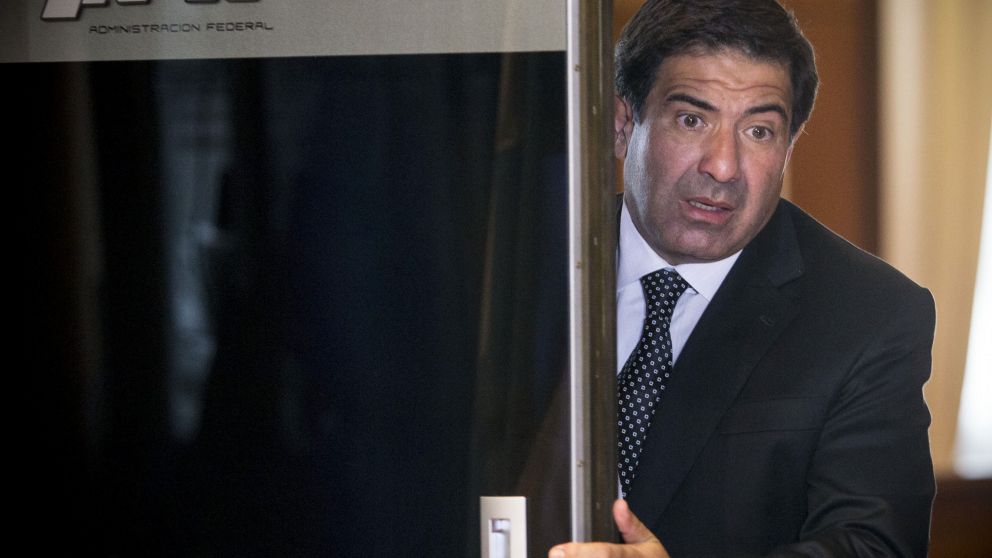 Echegaray anticipó su intención de declarar más adelante
