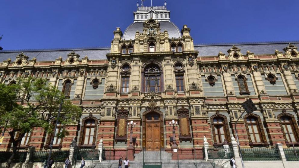 Acordaron con privados el pago con bonos por Aguas Argentinas