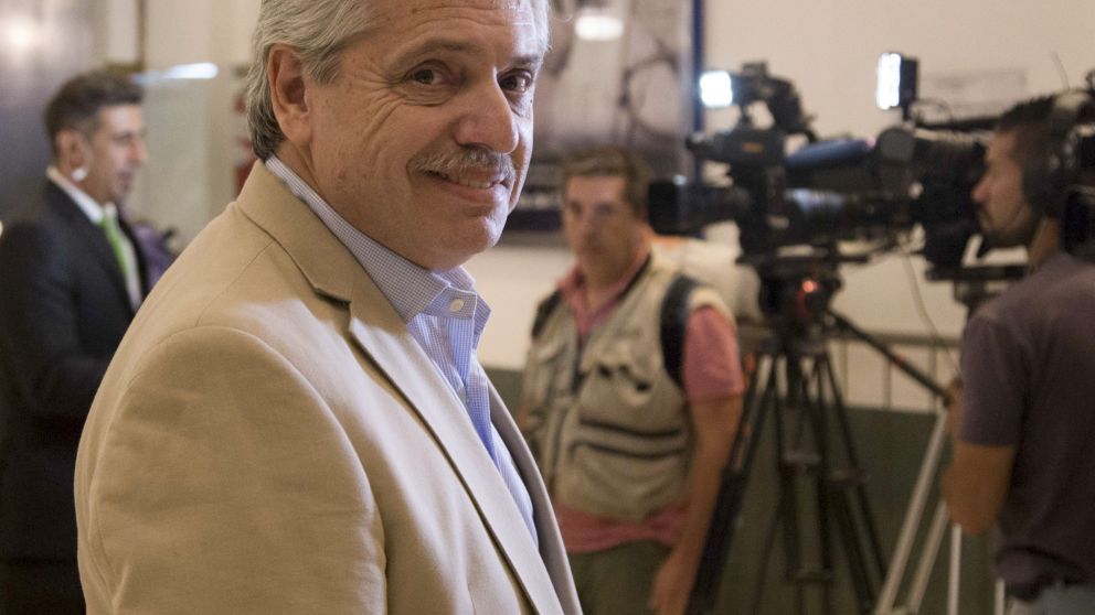 "El Gobierno se dio cuenta que no podía dejar afuera a Cristina porque nadie lo firmaba", consideró