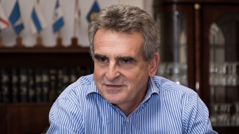 "Si Cristina decide ser candidata a presidenta" estará a su disposición, reveló Rossi