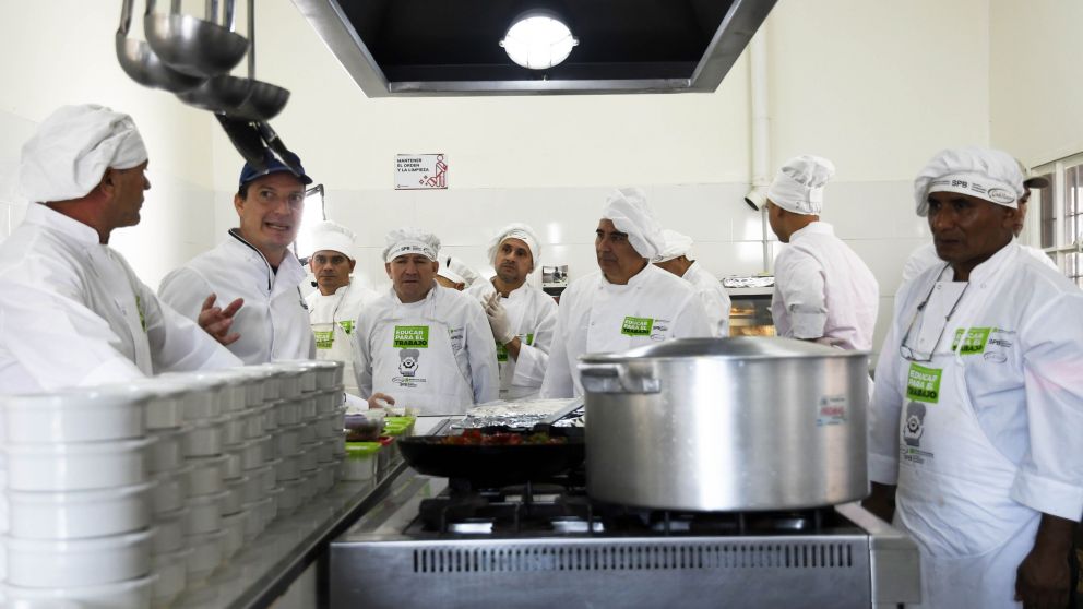 Los alumnos de la escuela de gastronomía en la cárcel