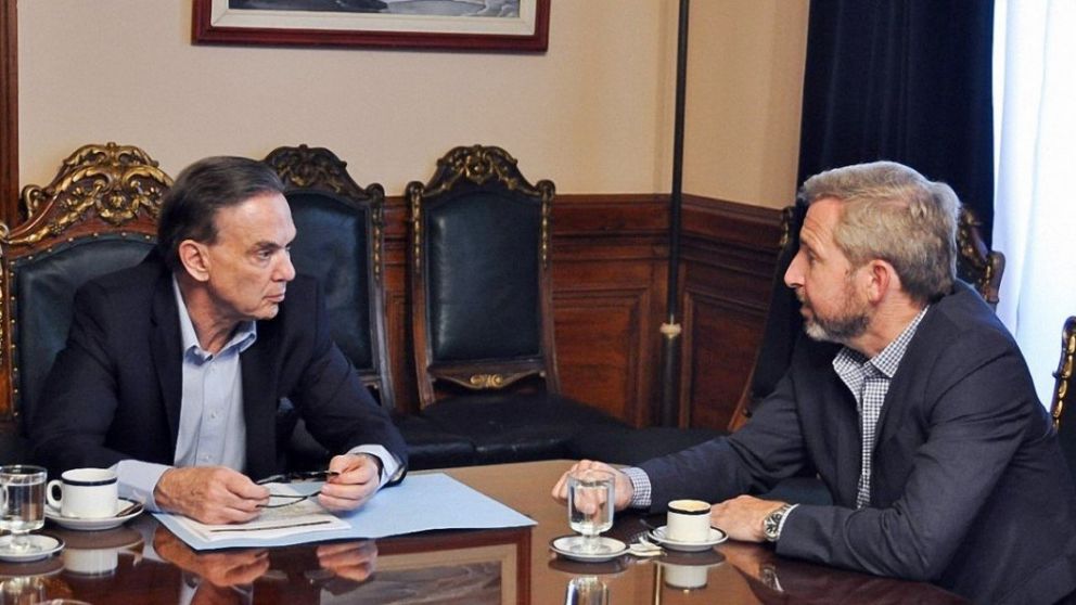 La CAC avala la firma del documento del oficialismo