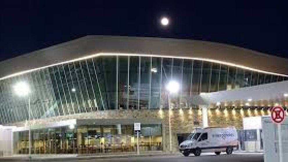 Inauguran el primer aeropuerto sustentable del país