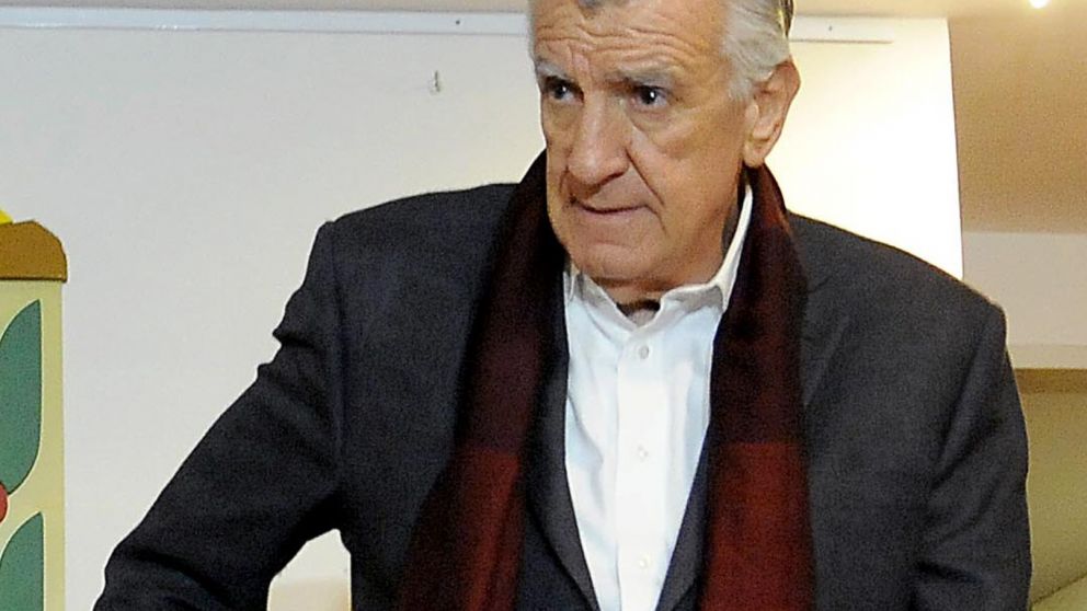 Gioja convocará primero a la mesa de acción política