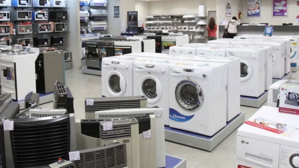 Con críticas empresarias, renuevan Ahora 12 por 4 meses y tasas mayores al 35%