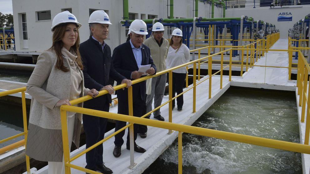 Macri recorrió con Vidal la planta de ABSA en Ensenada