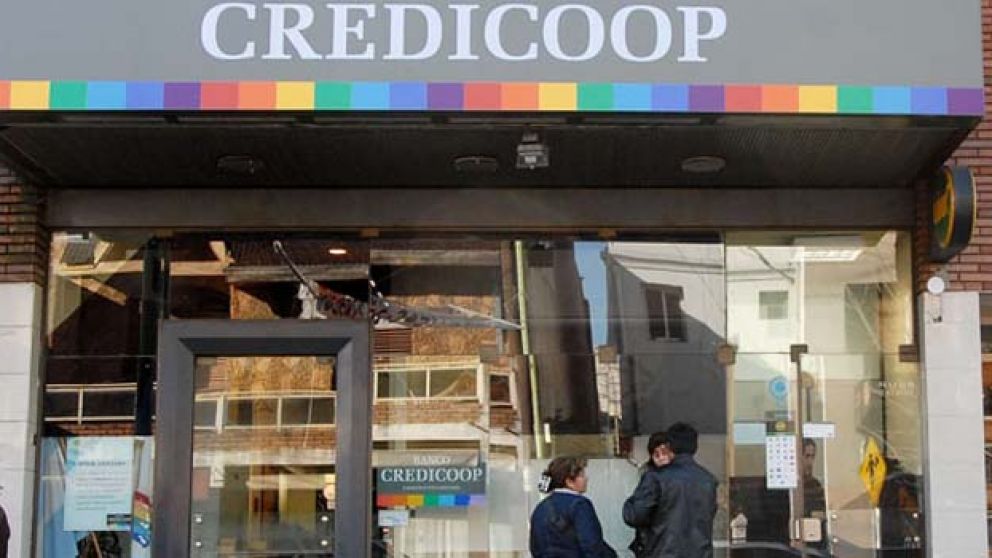 A pesar del paro, los bancos garantizan atención al público