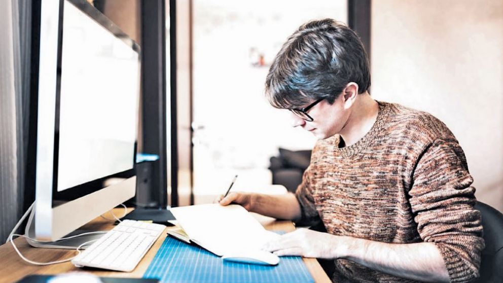 El promedio de cada trabajo publicado en una plataforma líder es de 205 dólares. Diseño y programación, entre los más demandados