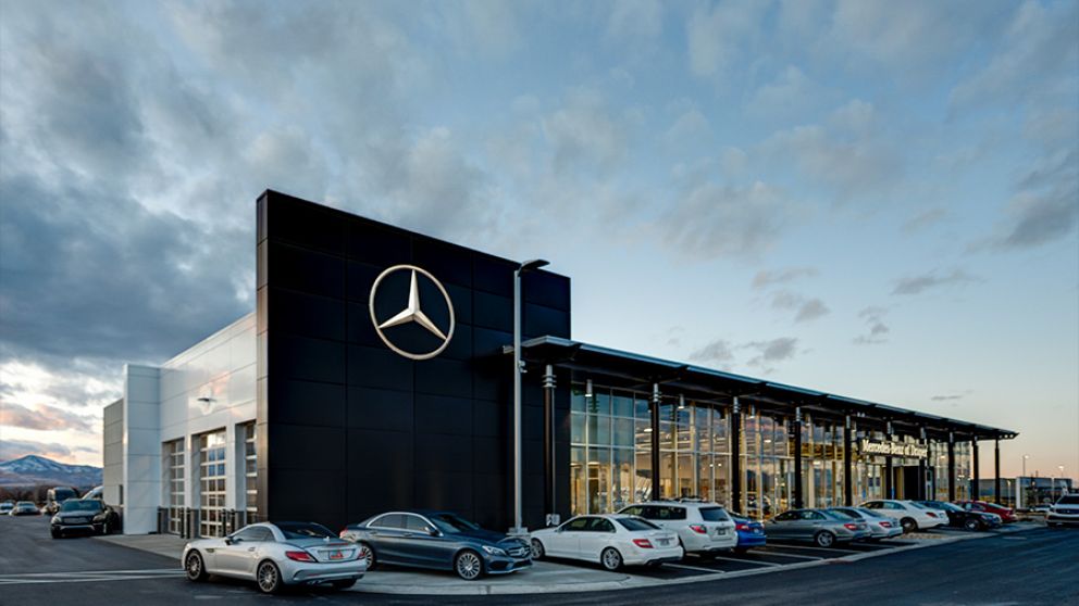 Mercedes-Benz suspende proyecto