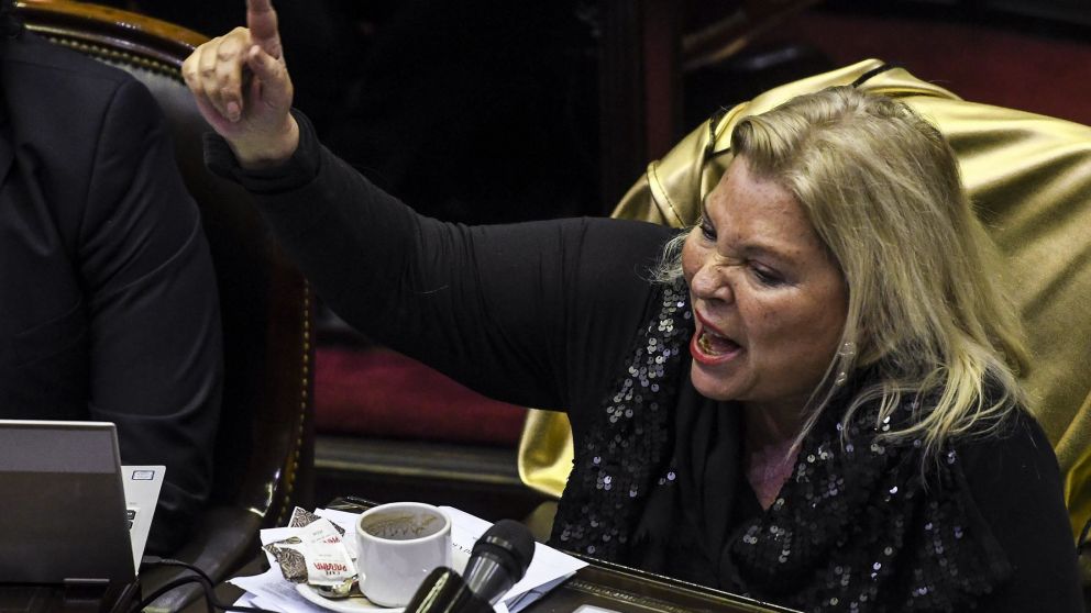 Carrió se mostró desafiante tras el exabrupto