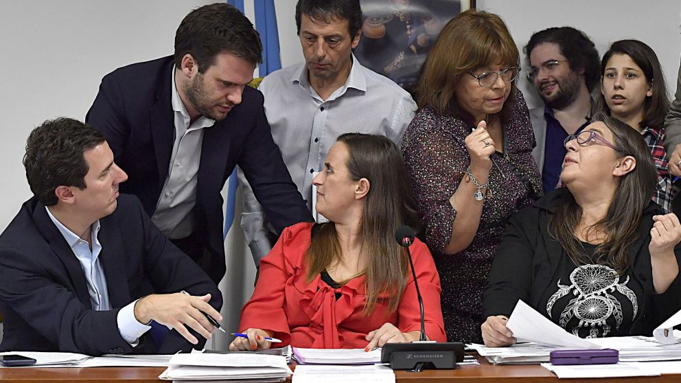 Oficialismo y oposición acordaron una preferencia