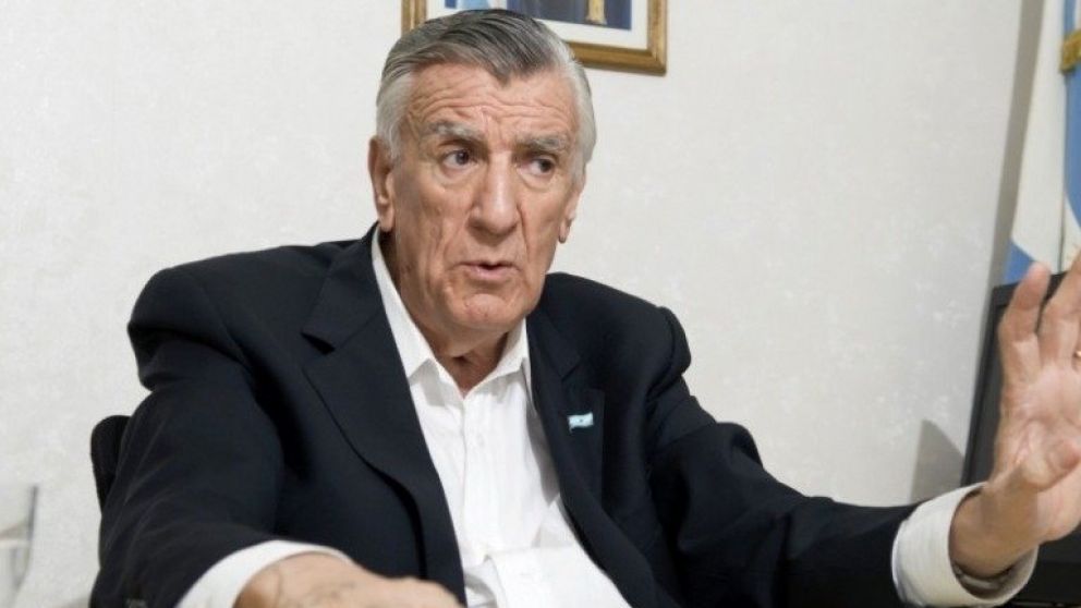Gioja, titular del PJ, criticó el plan del Gobierno