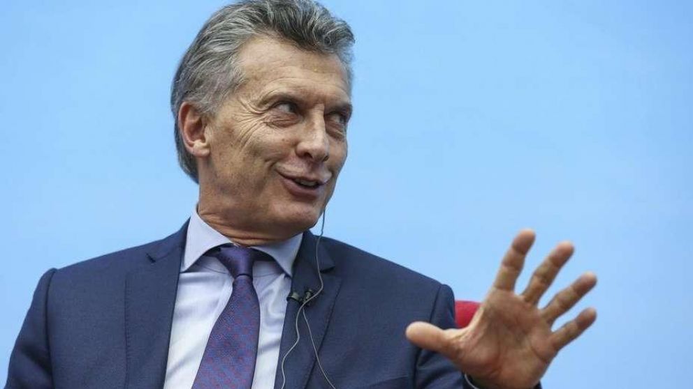Aseguran que se fug� la mitad de la deuda contra�da desde 2016