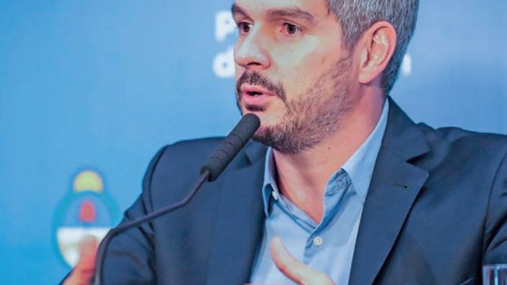 Peña dio una conferencia en soledad tras la cumbre