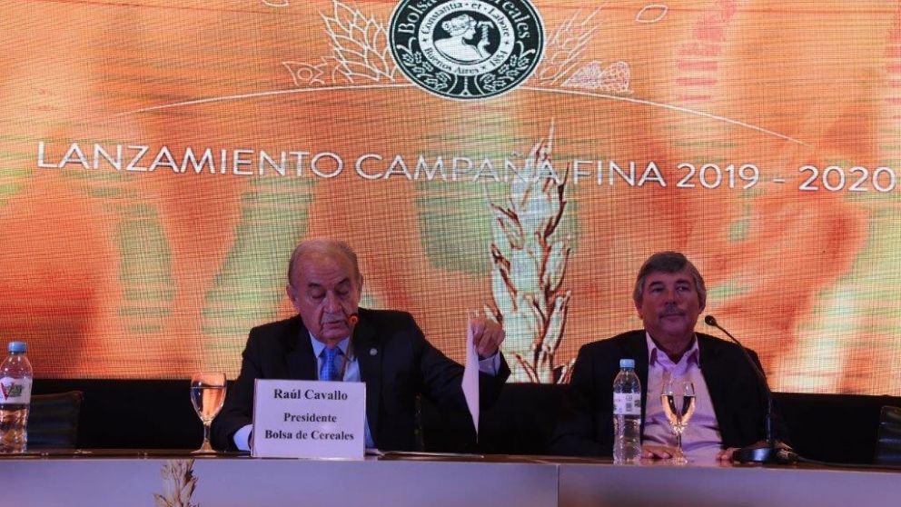 Raúl Cavallo, presidente de la Bolsa de Cereales, y el subsecretario de Mercado Agropecuarios, Jesús Silveyra