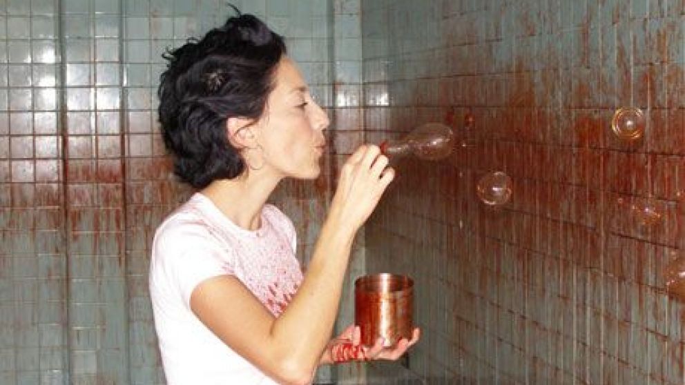 La artista colombiana tiene también trayectoria en la danza