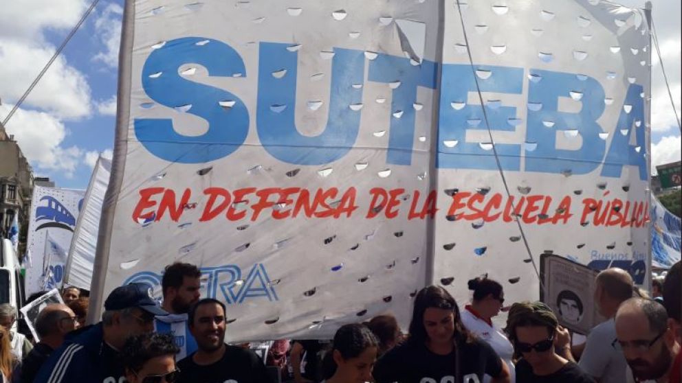 Suteba aceptaría la oferta salarial si Vidal devuelve los descuentos y anula sumarios