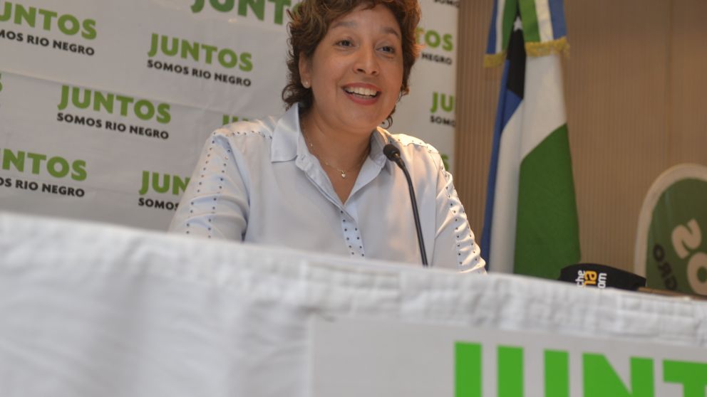 Carreras llegó a la gobernación de la mano de Weretilneck