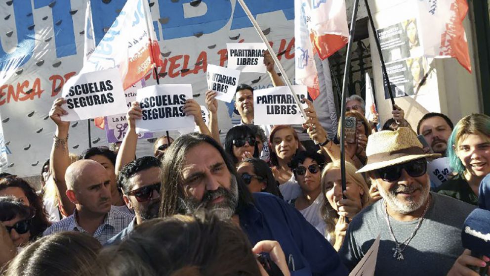 Gremios docentes de la provincia denunciaron descuentos arbitrarios