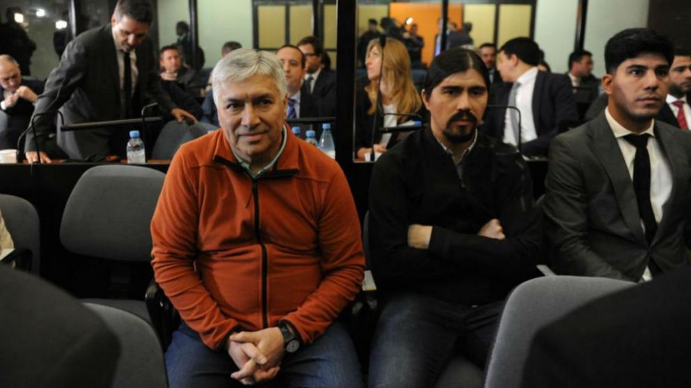 Prorrogan prisión preventiva a Lázaro Báez