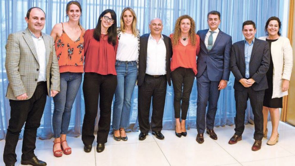 El almuerzo estuvo encabezado por el CEO del Grupo Crónica, el contador Raúl Olmos, y contó con destacados especialistas