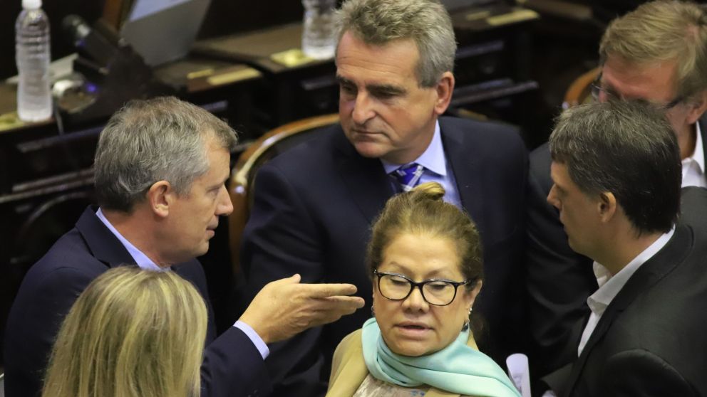 Monzó dialoga con los líderes de los bloques peronistas