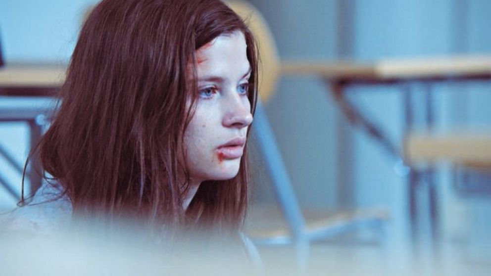 Maja Norberg (Hanna Ardéhn) es la única sospechosa de la matanza ocurrida en su colegio