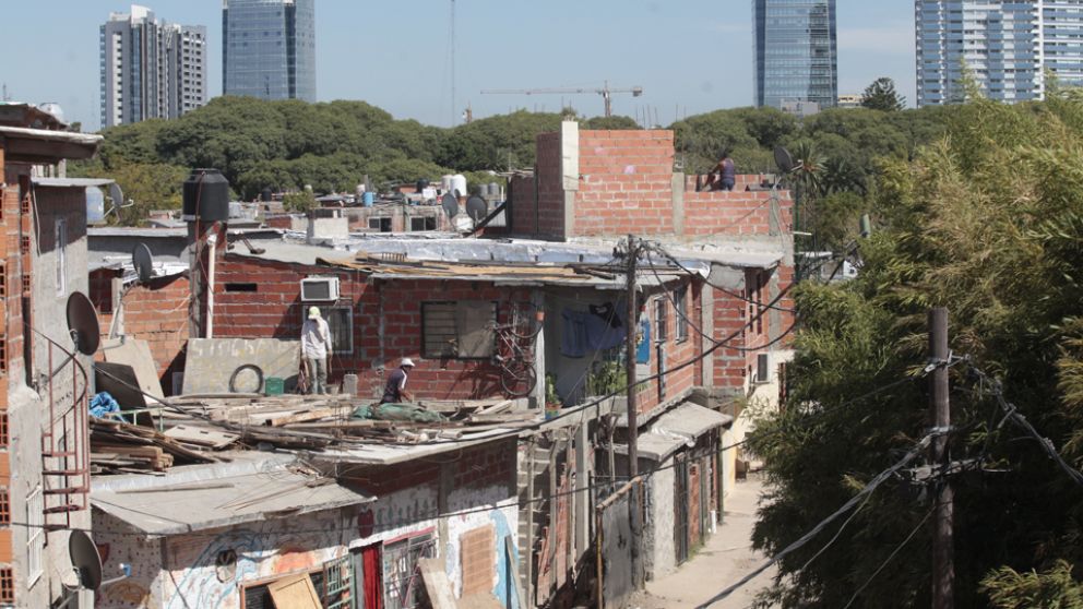 El Gobierno para este año destina unos 596.000 millones de pesos para el pago de intereses