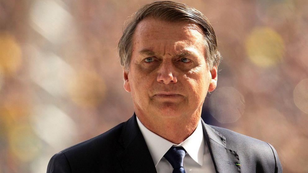 Bolsonaro advierte que "Brasil se arruinará" si no cambian el sistema previsional