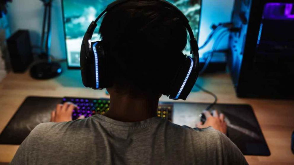 Cerca de 2.000 jóvenes trabajan en las empresas