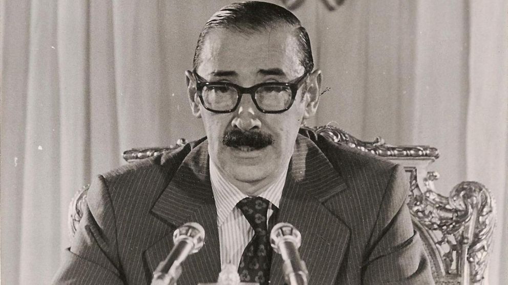 Jorge Rafael Videla durante la conferencia de prensa que hablar�a de los "desaparecidos".