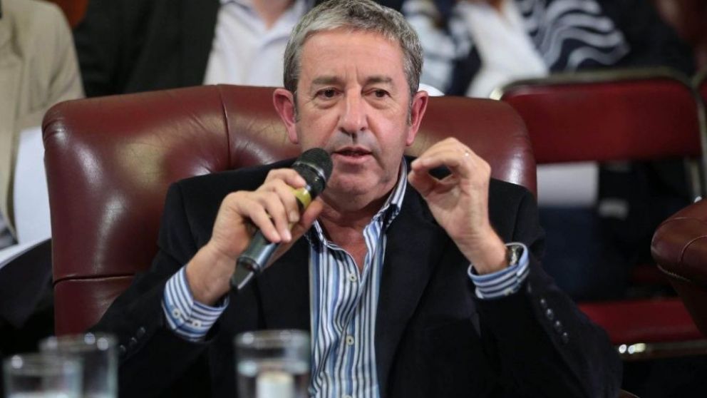 Cobos lamentó no haber podido cumplir las metas de pobreza e inflación que fijó el Gobierno