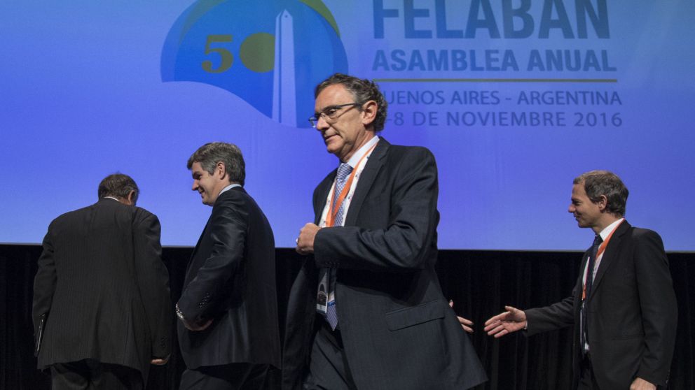 Polémica con Cesario