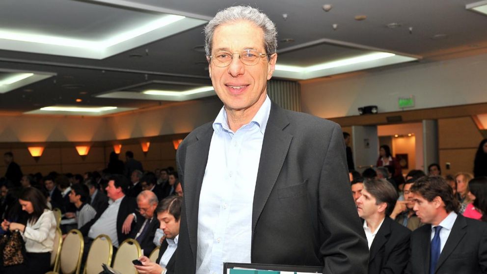 El ex secretario de Finanzas, Daniel Marx