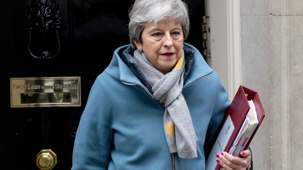 May, al Parlamento: “El país se merece más de lo que le han dado”