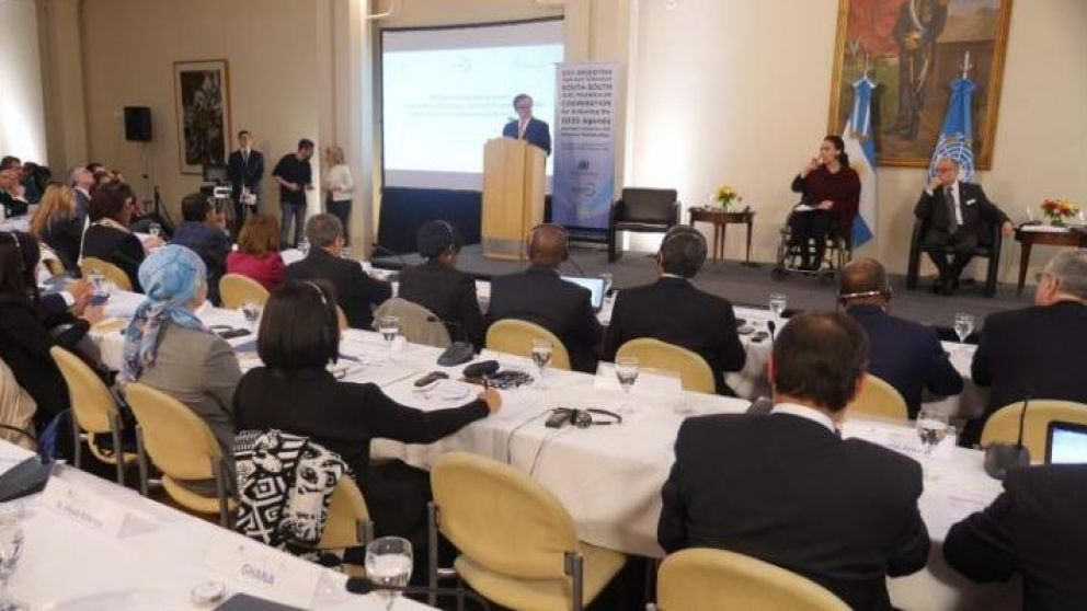 Gremios internacionales insisten en reclamar un "nuevo contrato social" en la Cumbre Sur-Sur