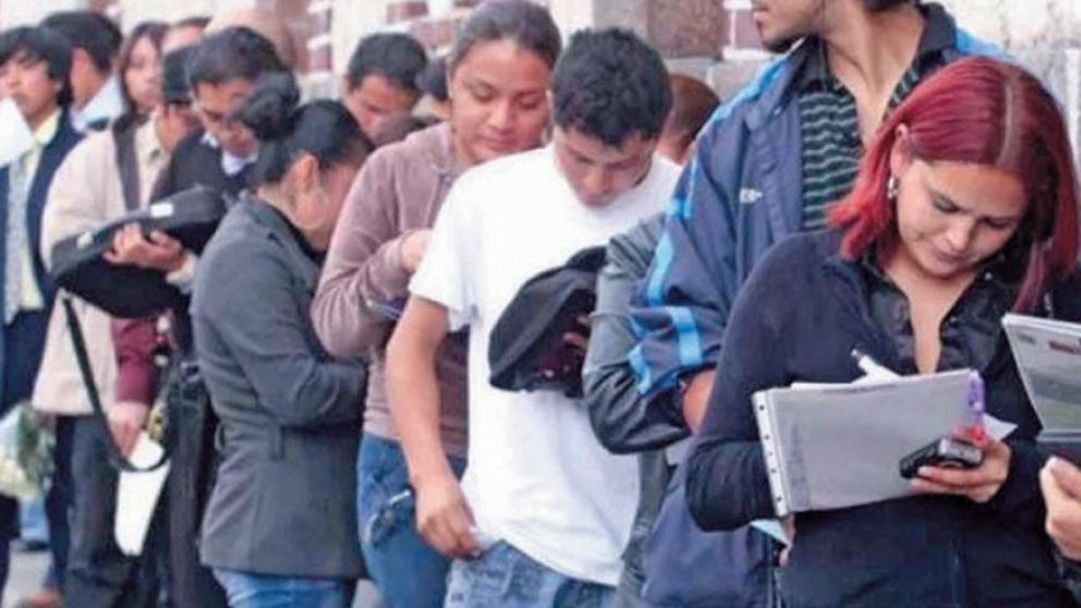 Trabajo en el sector privado: el "pato de esta boda"