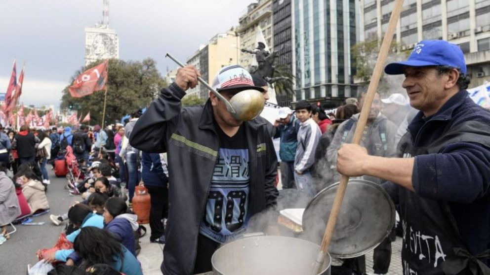 Día complicado en la Ciudad: protestas, marchas y cortes