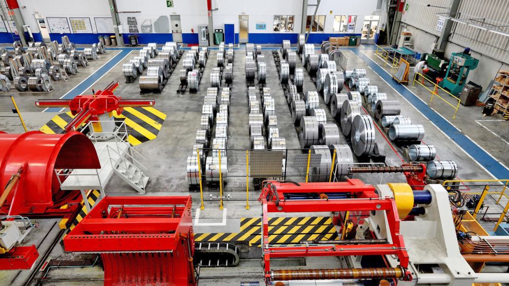 La actividad industrial y de la construcci�n seguir�n en baja
