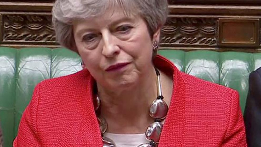May quedó muy debilitada tras la votación