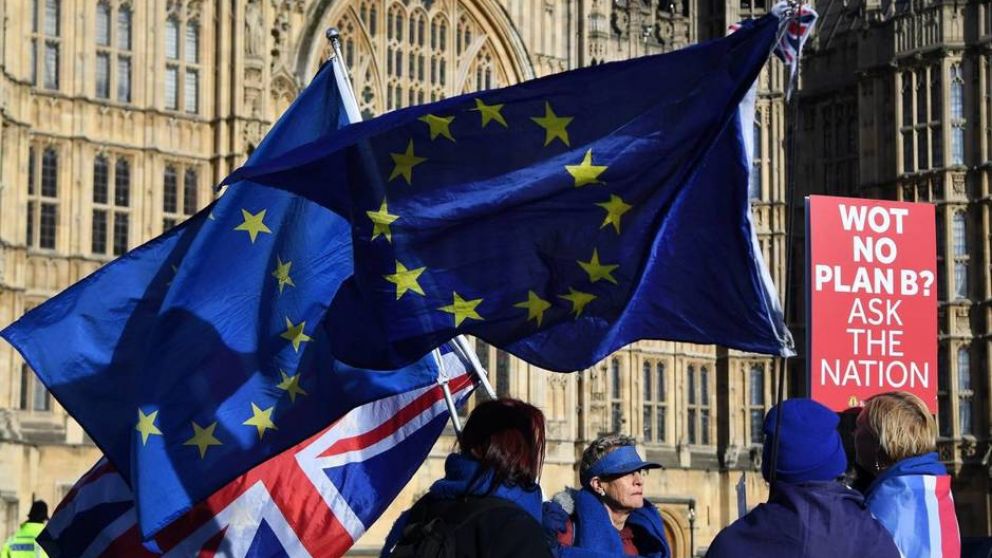 Más de 275 firmas financieras movieron sus activos y fondos valorados en 925.000 millones de libras a otros países de la UE