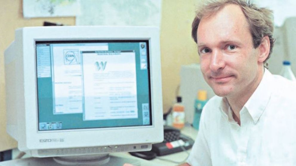 Un 12 de marzo Tim Berners-Lee escribió el informe que luego daría origen a Internet