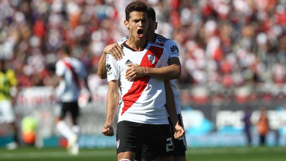 Cuatro de sus cinco goles en primera fueron con remates desde afuera del área