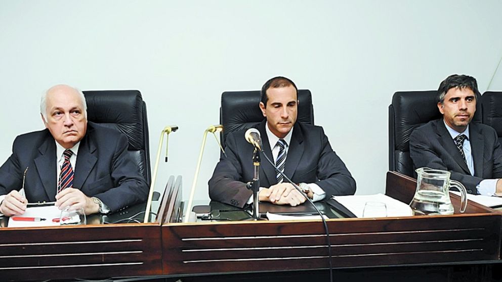 Murió el juez que debía juzgar a Cristina por delitos en obras públicas de Santa Cruz