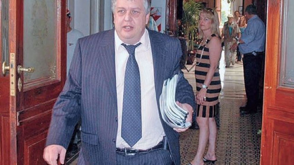 El fiscal investiga y es investigado