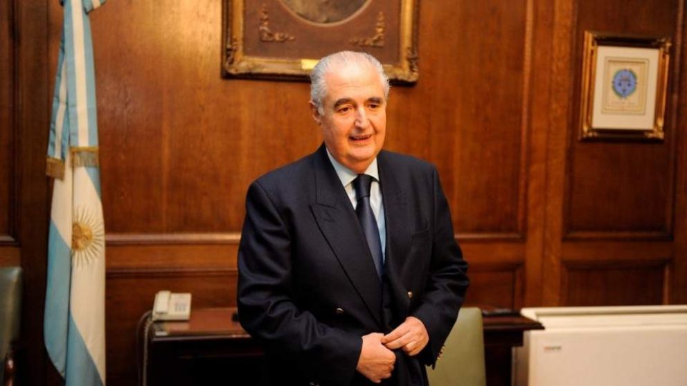 Righi vivió diez años exiliado en México