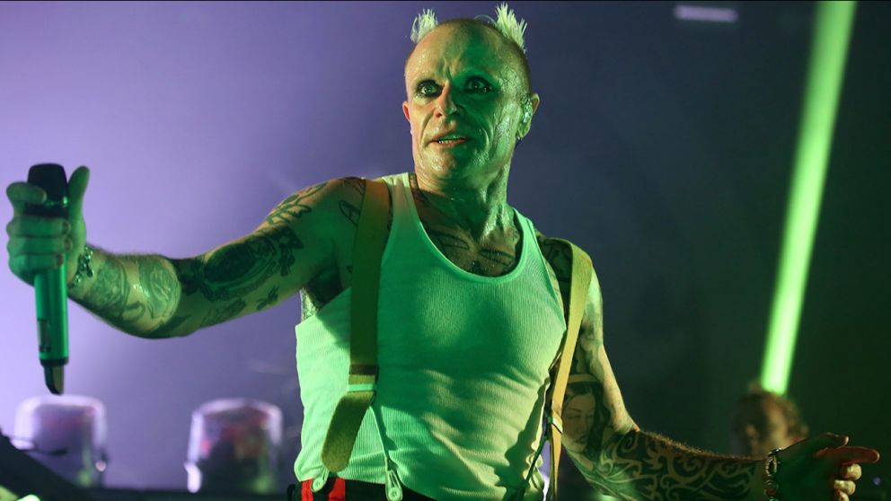 Keith Flint al frente de The Prodigy