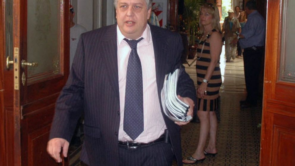 Stornelli, complicado por la investigaci�n de Ramos Padilla