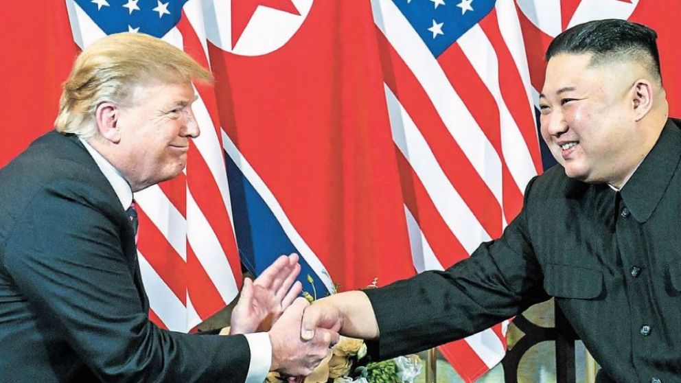 Trump ofrecerá a Kim sellar un acuerdo de paz para desmantelar su arsenal nuclear