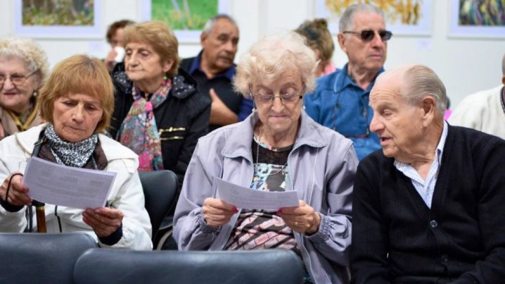 En marzo la jubilación mínima llegará a los 10 mil pesos